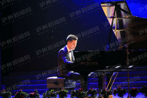 何捷专场音乐会演出现场