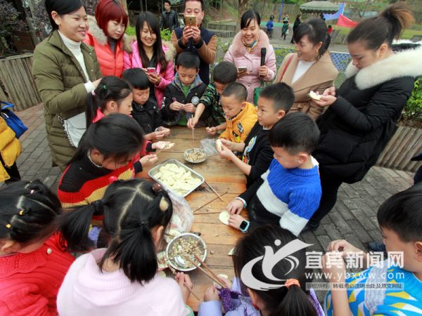 宜宾：年底各类旅游聚会带“火”城区周边农家乐