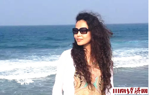 泸州：古蔺美女王艳梅用心 《为海南停留》