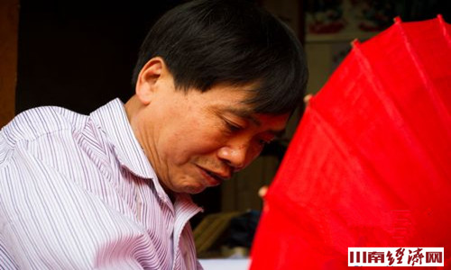 泸州毕六福:中国油纸伞非遗传承大工匠