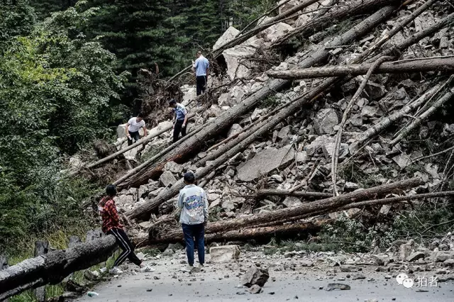 震后的九寨沟景区让人看哭了 专家:不建议人为复原