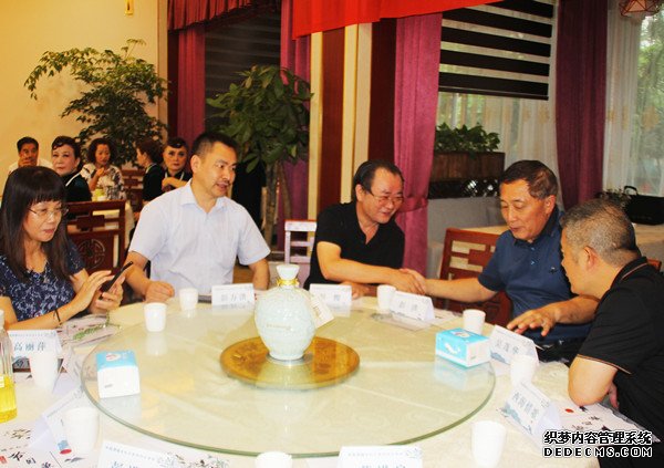 中秋佳节 泸州举行中国酒城金秋文学诗词分享会(图16)